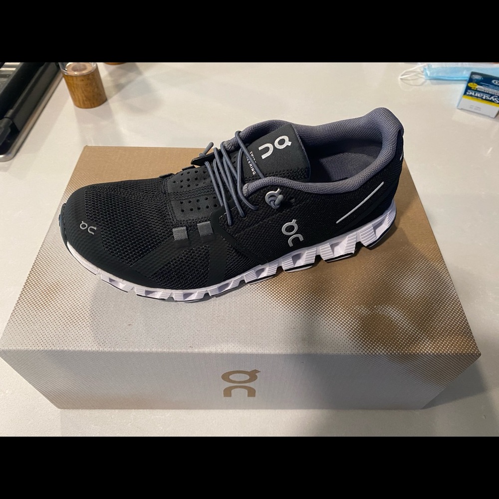 On Cloud sneakers